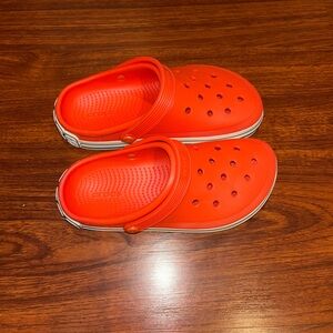 Crocs, Women’s size 8/Men’s size 6